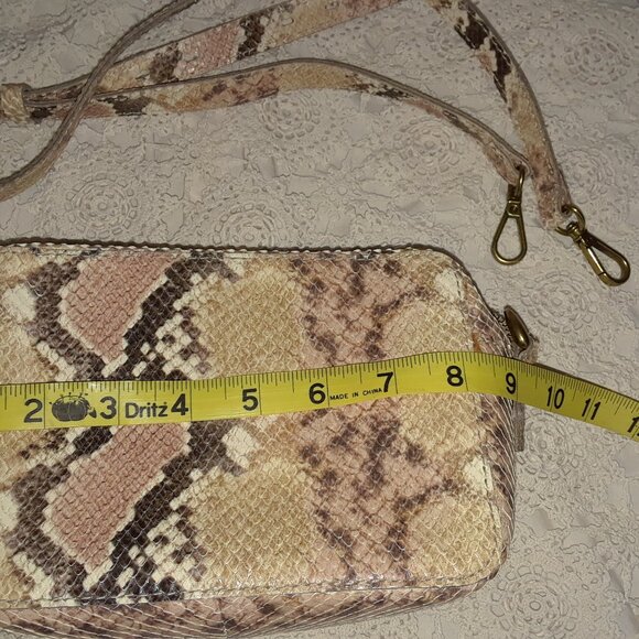 Madewell Snake Embossed Leather Transport Crossbody Bag - Picture 8 of 12